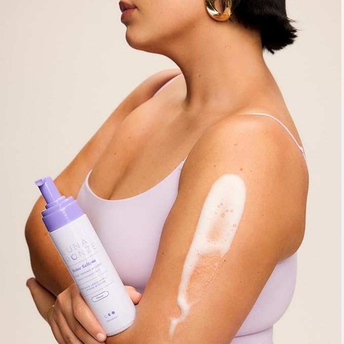 Solar Eclipse Clear Self Tan Mousse | Mess Free Natural Self Tanning Foam, No Streaks | Hydrating Formula Enriched with Aloe Vera & Natural DHA | Vegan & Cruelty Free (200ml/6.7 fl. oz)