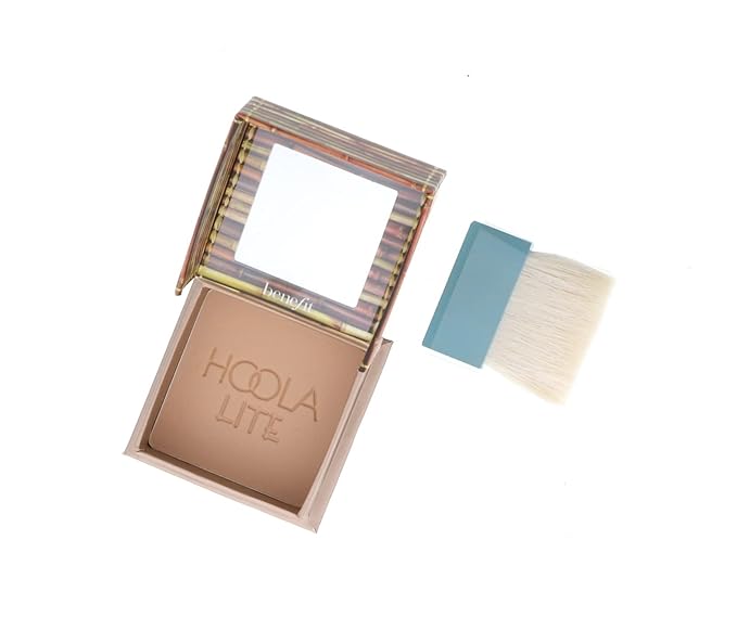 Benefit Cosmetics Hoola Lite Bronzer (Natural Light Bronze) 0.28 oz