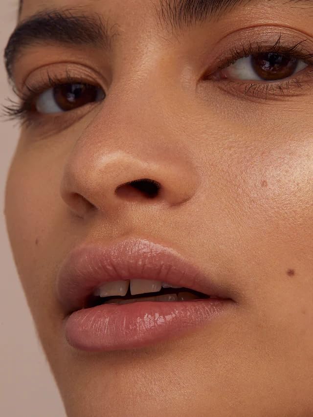 ILIA - Lip Wrap Overnight Treatment Mask | Non-Toxic, Vegan, Cruelty-Free, Exfoliating + Hydrating to Reveal Smooth, Soft Lips (0.34 fl oz | 10 ml)