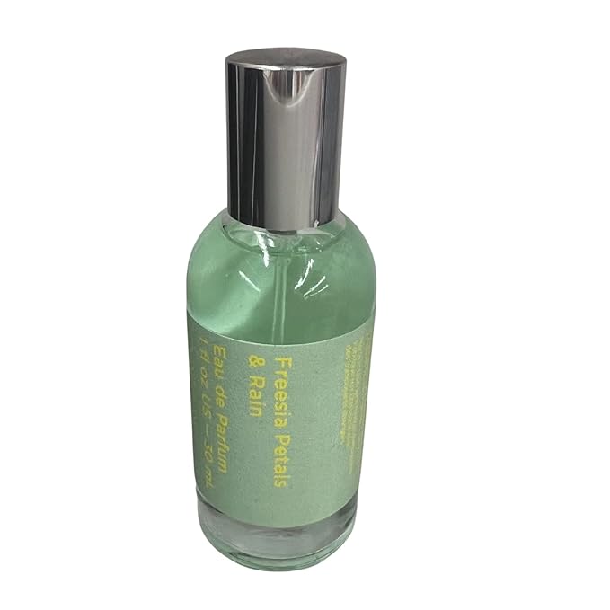 Old Navy Kindred Goods Freesia Petals & Rain Eau de Parfum 1.0oz Women’s perfume