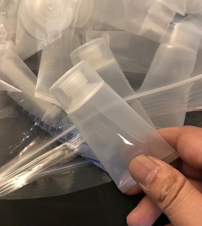 Mose Cafolo ~ 100pcs 30ml (1.01oz) Empty Cosmetic Tubes Toiletry Lotion Bottle with Screw Cover. Smooth, Polish White Plastic with Free Syringe as Gift!