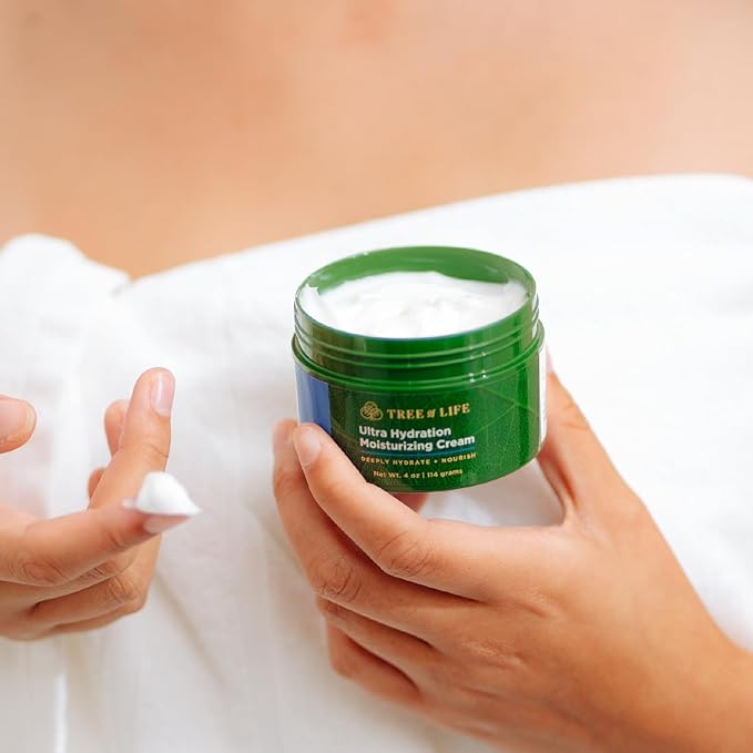 Tree of Life Beauty Moisturizer, Hydrating, Anti-Aging, Reduces Dark Spots & Fine Lines, Brightens, Firmer and Smoother Skin Non Greasy - Ultra Hydration Face Cream 4 Fl Oz