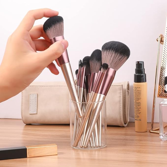 DUcare Makeup Brushes with Bag - 14Pcs Professional Synthetic Make Up Brushes Set for Blush Concealer Foundation Bronzer Powder Eyebrow Eyeshadow Blending Makeup Brush Set Mekaup bag, Rose Golden
