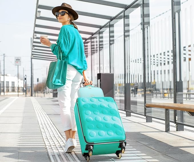 MOMIRA Travel Makeup Bag Cosmetic Bag Makeup Organizer Bag with Lighted Mirror, Adjustable Brightness in 3 Color Scenarios, Waterproof Makeup Train Case, Gift for Women - Green