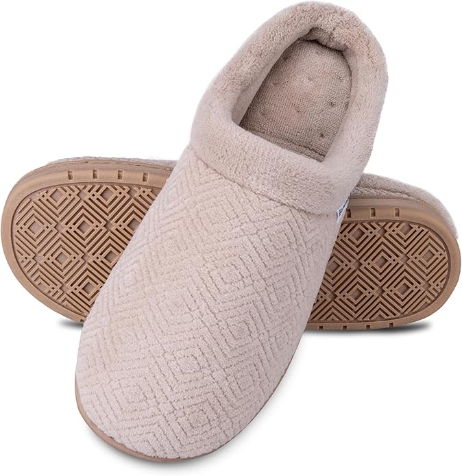 isotoner Women's Diamond Microterry Gemma Clog Slipper