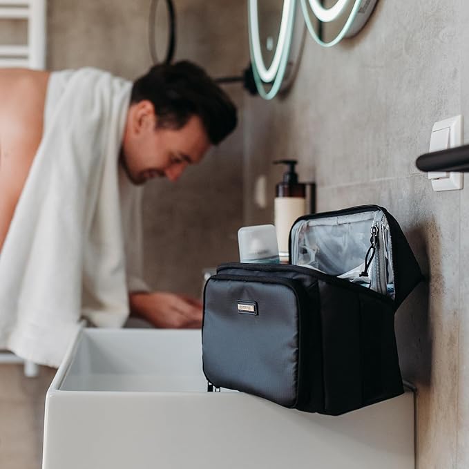 Everfun Compact Toiletry Bag for Men and Women Traveling, Wide Open Shaving Dopp Kit, Water Resistant Makeup Organizer Hygiene Bag with Wet Dry Compartment