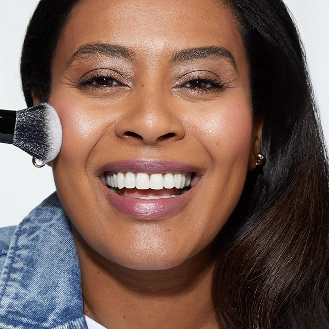 LAURA GELLER NEW YORK Angled Blush Brush with Black Wooden Handle & Dense Bristles for Makeup Application