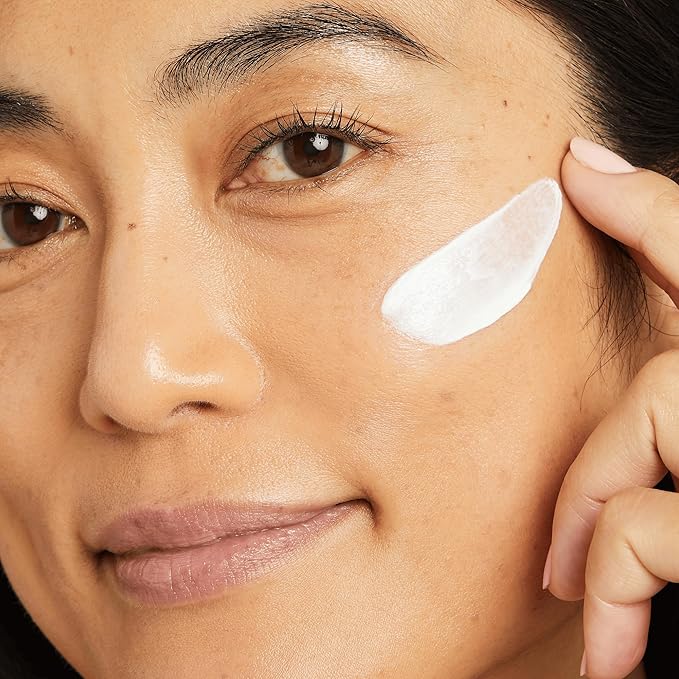 No7 Lift & Luminate Triple Action Face Cream - Fragrance Free Face Moisturizer with SPF 30 - Formulated with Anti Aging Collagen Peptides & Brightening Complex (1.69 Oz)