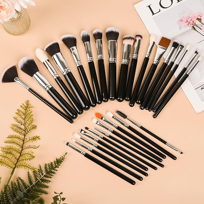 Makeup Brushes 32 Pcs Makeup Kit, Multi-functional Makeup Tool Set with Makeup Brush Foundation Brush Make up Brushes Set ,Meet the needs of all scene makeup and portable storage (LH32, Count, 32)