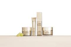 M. Asam RESVERATROL PREMIUM NT50 Tinted Day Cream (1.69 Fl Oz) – With Hyaluronic Acid, Anti-Aging Face Cream for Women, Lightweight Makeup & Moisturiser Cream in One, Vegan Skin Care