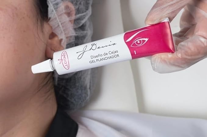 J. Denis Eyebrow Design Kit - Eyebrow Makeup Kit - Natural - 4 Brushes - 30 Applications