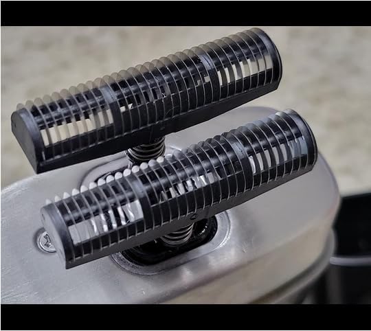 Supreme Trimmer Crunch Lite Electric Double Foil Shavers for Men | 60 Minute Runtime, Men's Electric Face Razor for Stubble Corded/Cordless | STF600