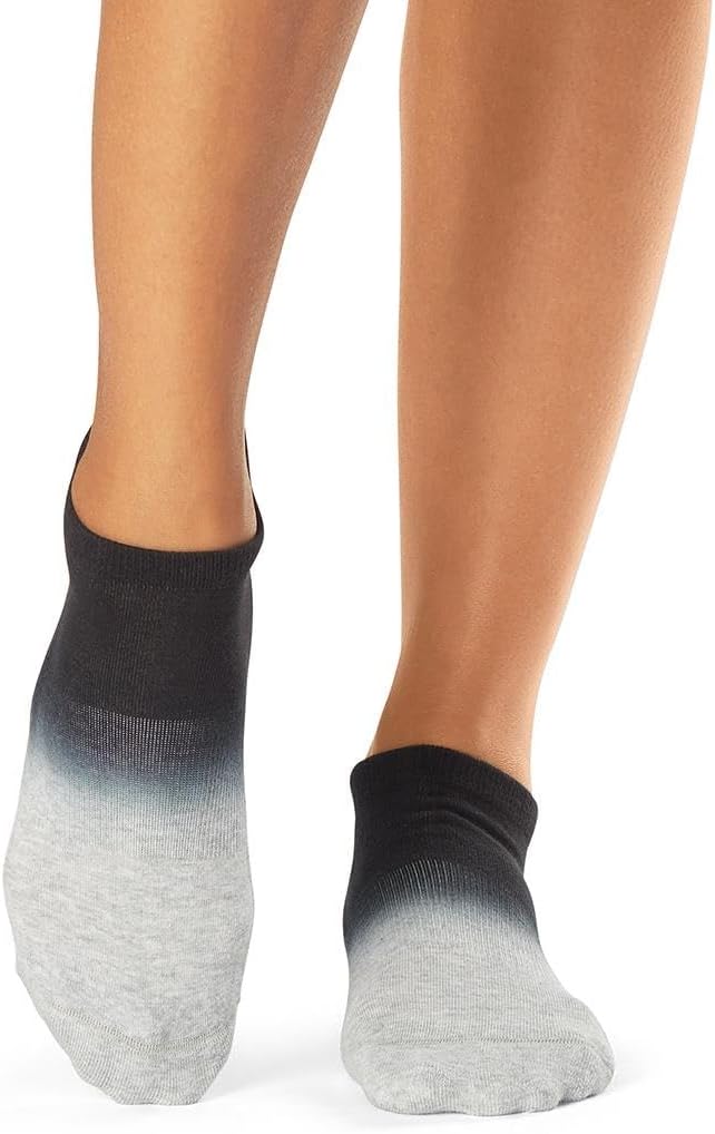 TAVI Women’s Savvy Grip Socks - Pilates for Women, Slipper, Yoga, and Ballet, Barre
