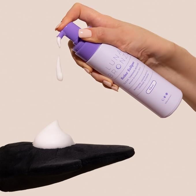 Solar Eclipse Clear Self Tan Mousse | Mess Free Natural Self Tanning Foam, No Streaks | Hydrating Formula Enriched with Aloe Vera & Natural DHA | Vegan & Cruelty Free (200ml/6.7 fl. oz)