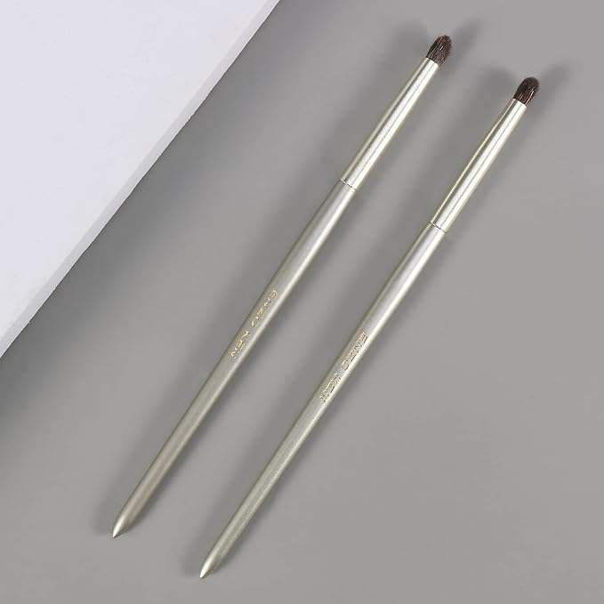 Natural Pony Hair Eye Shadow Brush, ENZO KEN Small Detail Eyeshadow Brush, Detailing Eye Shadow Brush, Mini Eye Smudge Brush, Corner Eyeshadow Brush, Eye Brushes, Eyeshadow Blending Brush. Gold, E204S