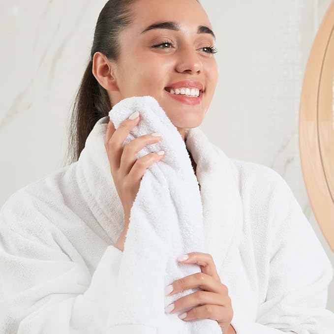 Hyaluronic Cream for Dry Skin - Nourishing and Protective Formula with Honey Extract and Vitamin E (1.7 Fl Oz / 50 ml)