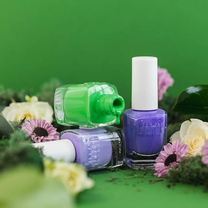 duri Nail Polish, 800 Giggling Away, Green with Yellow Undertones, Full Coverage, Glossy Finish, Quick Drying, Lasting, 0.45 Fl Oz