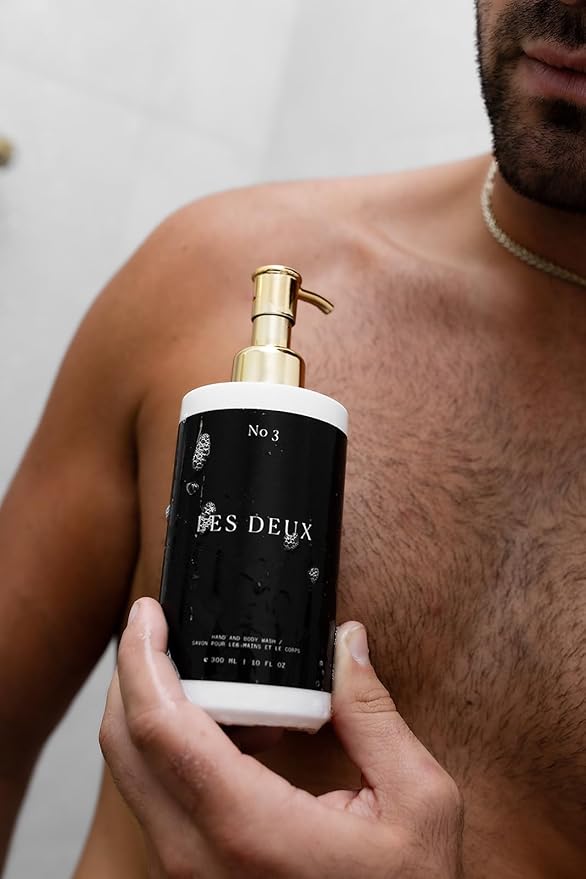 Les Deux Body Wash - Nourishing & Hydrating Natural Body Cleanser with Niacinamide, Probiotics, Rosehip & Marula Oils, No 3 - (Santal, Vetiver, Eucalyptus). Sulfate Free Body Wash