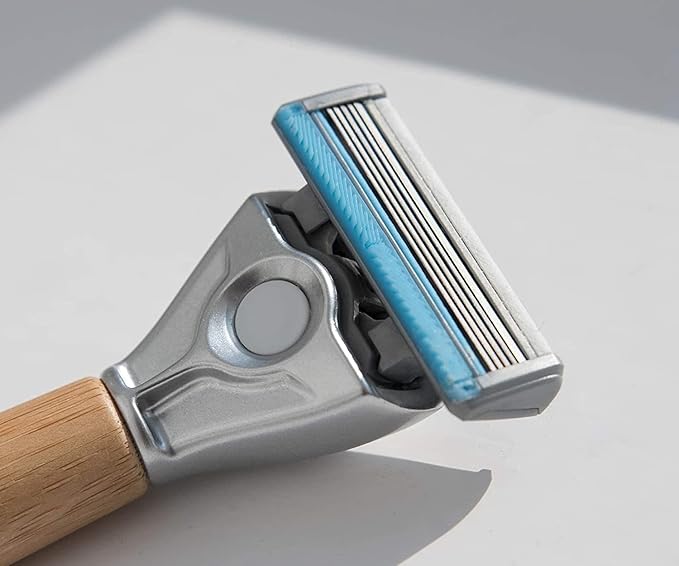 Bulldog Mens Skincare and Grooming Sensitive Skin Razor Blades Refills for Men, 4 Count