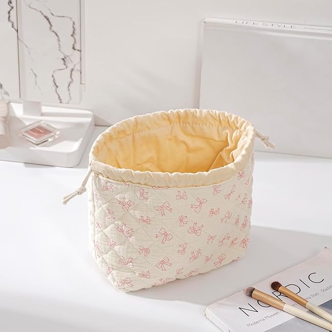 Cotton Quilted Drawstring Makeup Bag with Canvas Lining,Coquette Aesthetic Cute Travel Toiletry Bag,Drawstring Gift Bag for Women and Girls（12White Small Bow）
