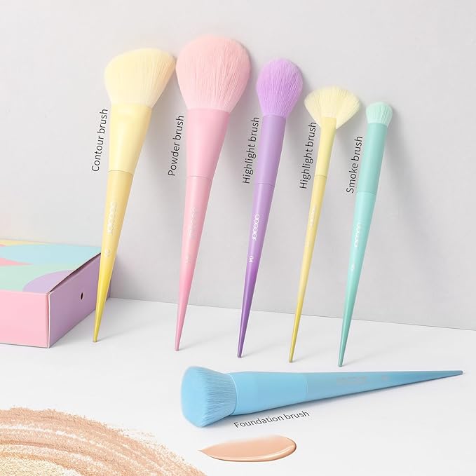 Docolor Makeup Brushes 17 Pcs Colourful Makeup Brush Set Premium Synthetic Kabuki Foundation Blending Face Powder Blush Concealers Eyeshadow Rainbow Makeup Brush Travel Friendly Valentine's Day Gift