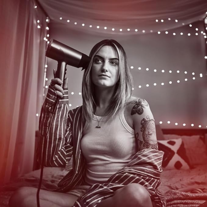 Remington One Ionic Hair Dryer Blow Dryer with Diffuser, Concentrator and Fly Away Tamer for Fast Drying and Less Frizz