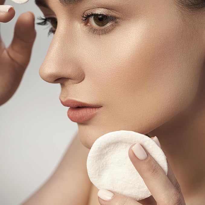 Hyaluronic Cream for Dry Skin - Nourishing and Protective Formula with Honey Extract and Vitamin E (1.7 Fl Oz / 50 ml)