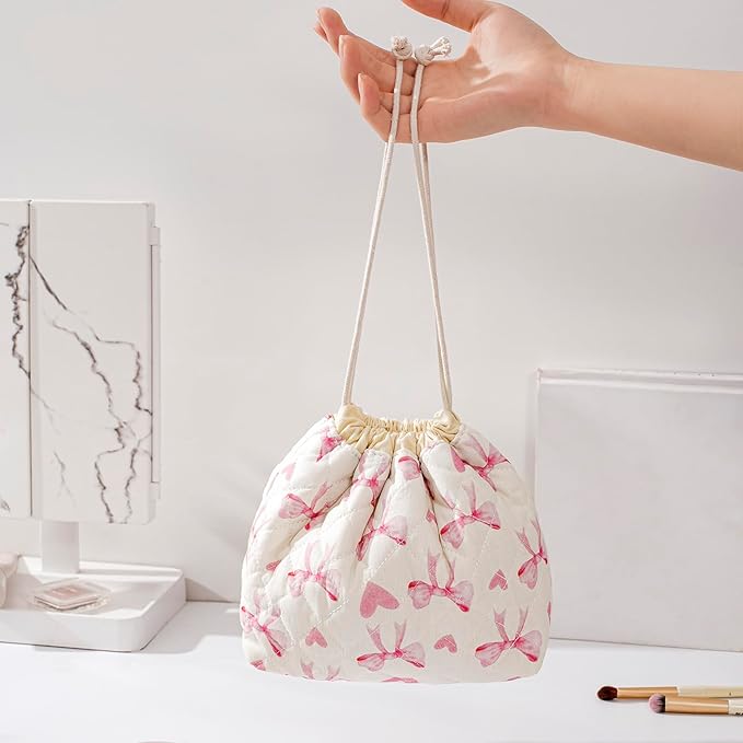 Cotton Quilted Drawstring Makeup Bag with Canvas Lining,Coquette Aesthetic Cute Travel Toiletry Bag,Drawstring Gift Bag for Women and Girls（14Heart Bow）