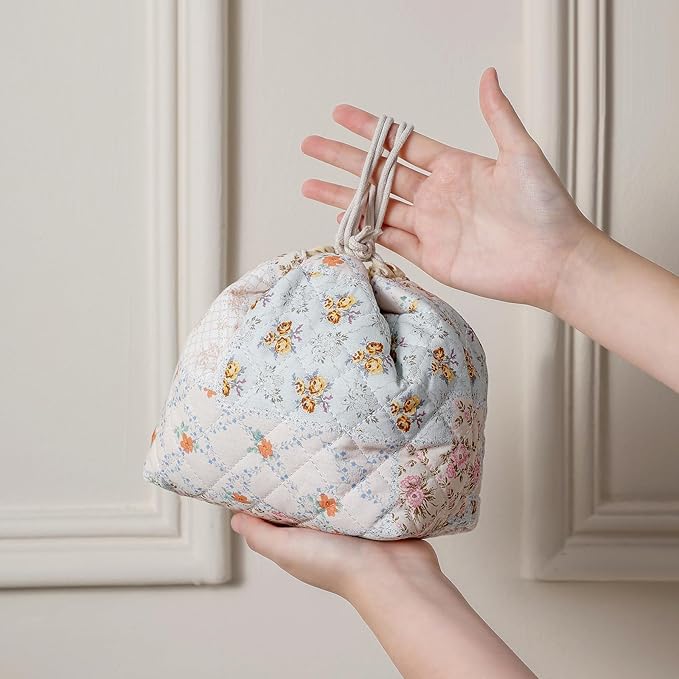 Cotton Quilted Drawstring Makeup Bag with Canvas Lining,Coquette Aesthetic Cute Travel Toiletry Bag,Drawstring Gift Bag for Women and Girls（08Pink Flower）