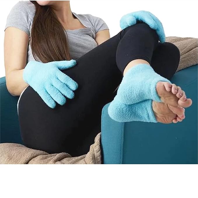 NatraCure Moisturizing Gel Heel Sleeves and Gloves - (for Dry Heels, Cracked Heels, Dry Hands and cuticles, Dry Skin) - Color: Aqua