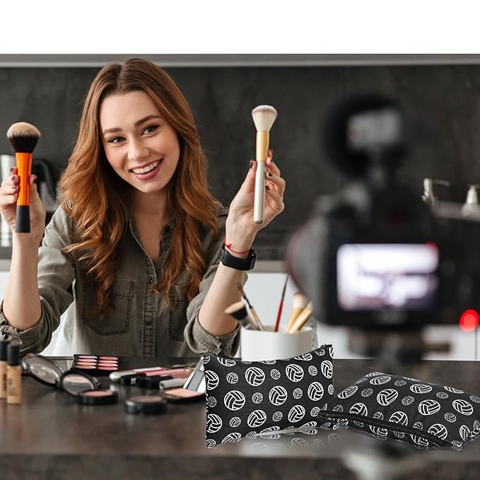 Eccliy 20 Pcs Volleyball Makeup Bags Bulk Sport Team Gifts Volleyball Cosmetic Bag Accessories for Women Toiletry Zipper Pouch Travel Canvas Gifts Stuff for Party Team Players Lover