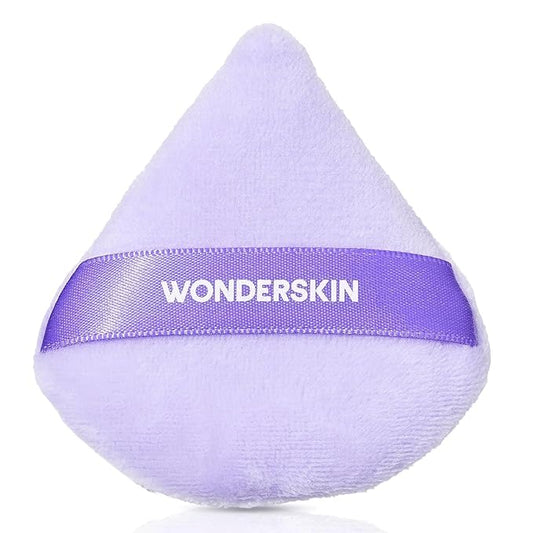 Wonderskin FYP Powder Puff - Triangle, Soft Velour Makeup Puff For Loose or Pressed Setting Powder