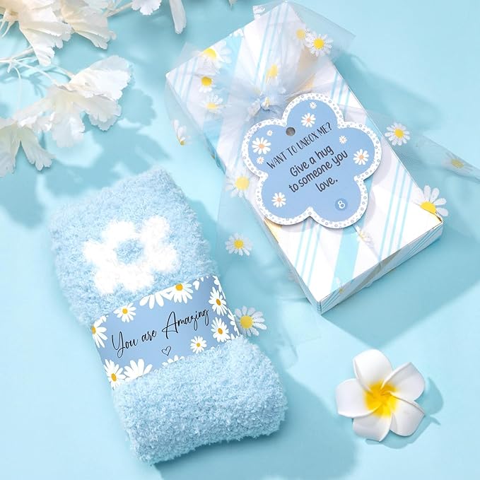 Birthday Gifts for Teen Girls - 8 PCS Graduation Gifts Basket for Tween Teen Girls, Teen Girl Gifts Trendy Stuff Fun Girl Empower Gift Box w/Task Tag, Make up Brushes Makeup Bag for Niece Daughter Her