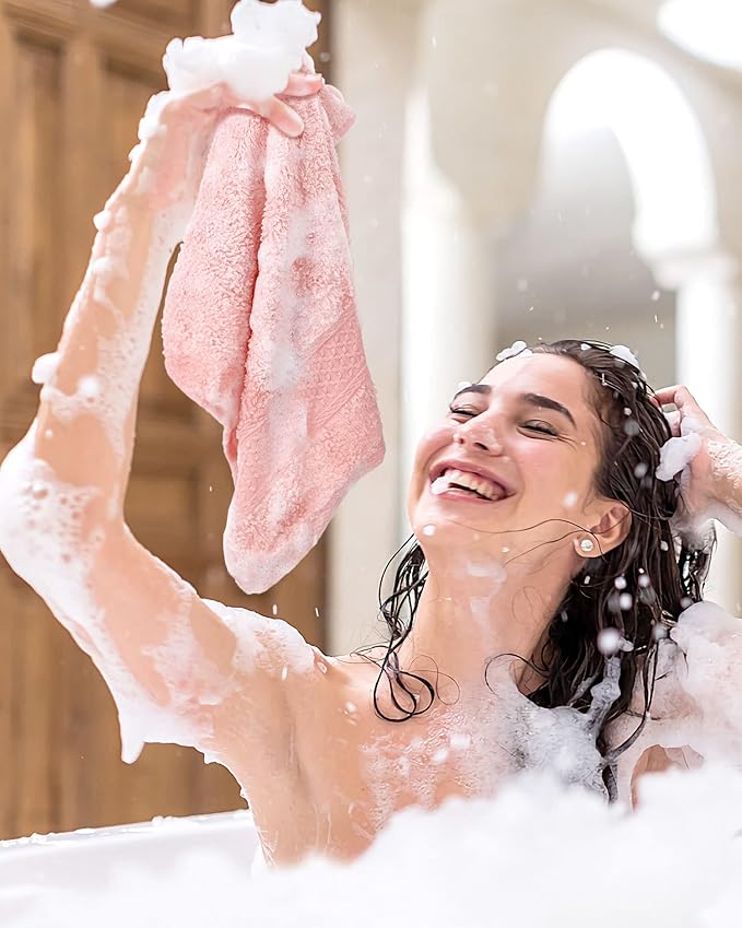 Cleanbear Wash Cloths Soft Bathroom Washcloths for Body and Face, Wash Cloth with Assorted Colors Bulk Face Cloths 13 by 13 Inches (12 Pieces 6 Colors)