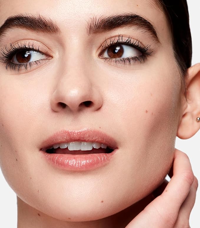 MAKE Beauty Diffusion Set, Translucent Setting Powder - Pressed Face Powder Compact for Smooth Matte Complexion. Sheer Coverage Finishing Foundation for Excess Oil. Shade - Light Medium