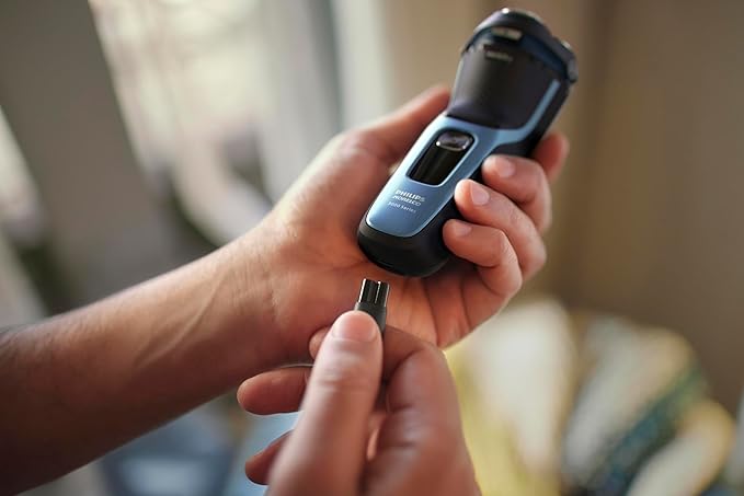 Philips Norelco Shaver 3600 Series, Wet and Dry Electric Shaver, P-Cap, Travel Pouch, Storm Blue, Model S3243/91