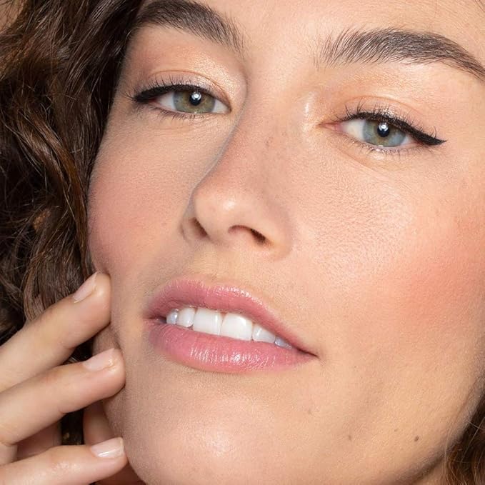 ILIA - Clean Line Liquid Liner | Non-Toxic, Vegan, Cruelty-Free, Quick Dry, Carbon Black-Free, + Water Resistant with Precision Tip (Black, 0.01 fl oz | 0.55 ml)