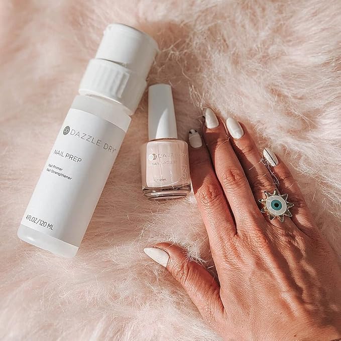 Dazzle Dry Mini Kit 4 Step System - Boss, a light and true neutral nude. Full coverage cream. (5 Piece Kit / 5 Manicures)