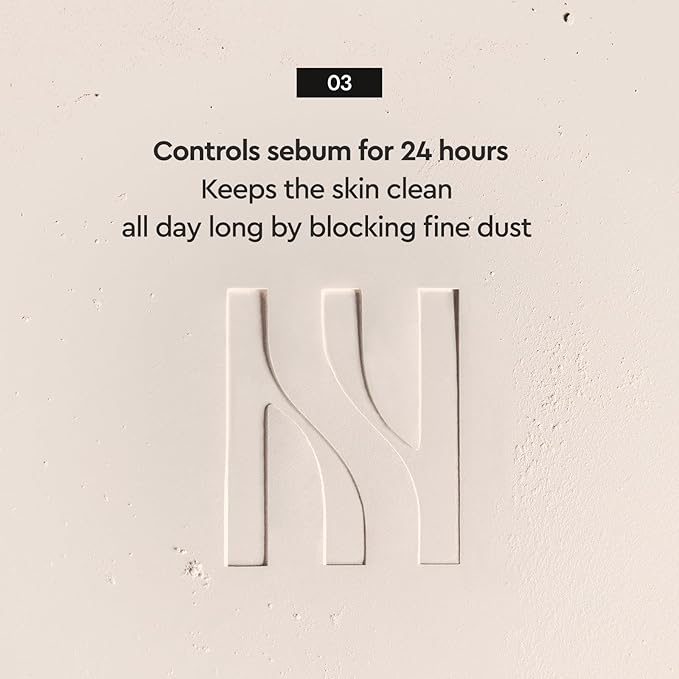 HERA Airy Blurring Powdered Primer for Poreless & Long-Lasting Korean Makeup | Moisturizing Powder from Cream for All Skin Types, Travel-Friendly Design, Smoothing and Oil Absorbing, 0.29 Oz (8.5g)