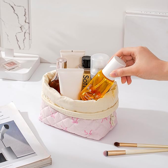 Cotton Quilted Drawstring Makeup Bag with Canvas Lining,Coquette Aesthetic Cute Travel Toiletry Bag,Drawstring Gift Bag for Women and Girls（12White Small Bow）