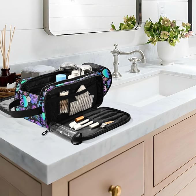 MNSRUU Travel Makeup Bag,Funny Skulls Makeup Bag Travel Toiletry Bag Large Capacity Cosmetic Bag Organizer, Portable Travel Toiletries Bag for Travel Size