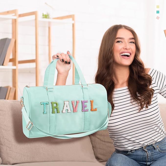 2 Pcs Preppy Chenille Letter Duffle Bag and Makeup Pouch, Travel Tote Bag Cosmetic Zipper Patch Makeup Bag (Mint Green)