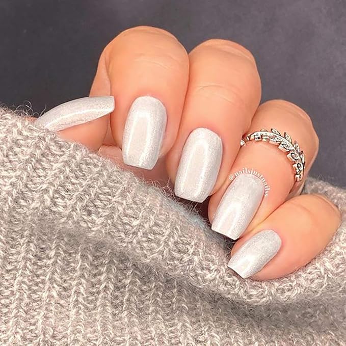 duri Nail Polish, 769 Dolphin Dance, Silver Metallic Shimmer Lacquer, Full Coverage, Shiny Finish, Fast Drying, Long Lasting, 0.45 Fl Oz