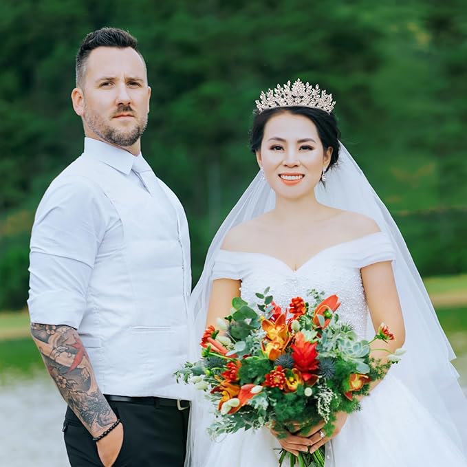 LIMELIA Women's Tiara for Henna Wedding Party|Glitter Hair Accessories for Bridal Birthday Pageant Prom Halloween Cos-play Christmas Party|Danver-Silver