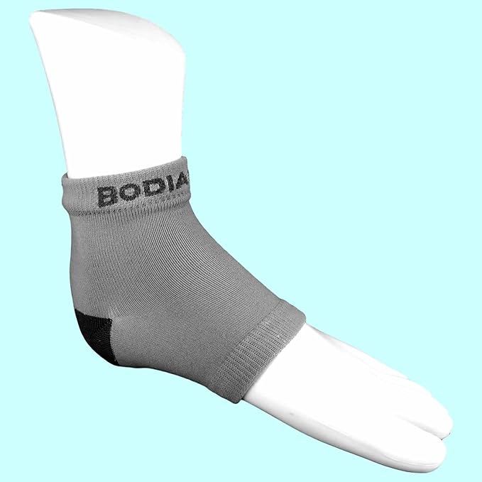 Dry Cracked Heels Repair Bundle with Open Toe Moisturizing Silicone Gel Heel Socks (2 Pairs, Gray) and O’Keeffe’s Healthy Feet Cream Jar for Home Foot Skin Care