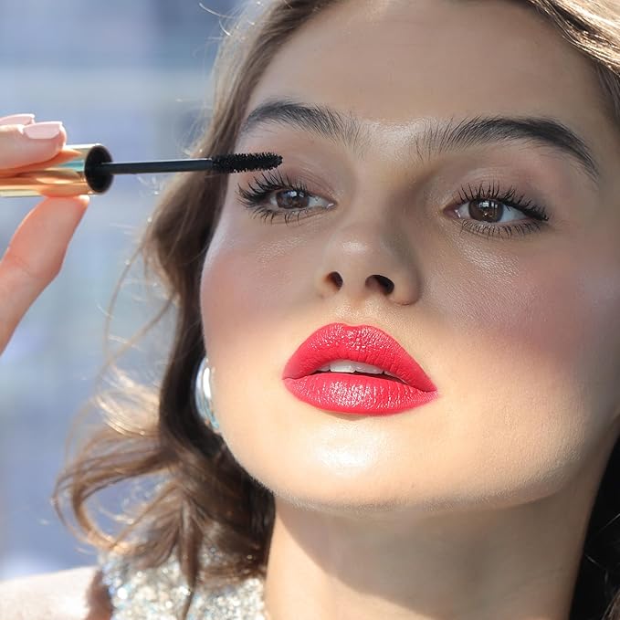 Wander Beauty Lipsetter Dual Cream Lipstick + Lip Liner - Red Over Heels - Ultra-Smooth, Hydrating Lipstick and Red Lip Liner with a Soft Matte Finish - Made with Squalane & Peptides (1 Count)