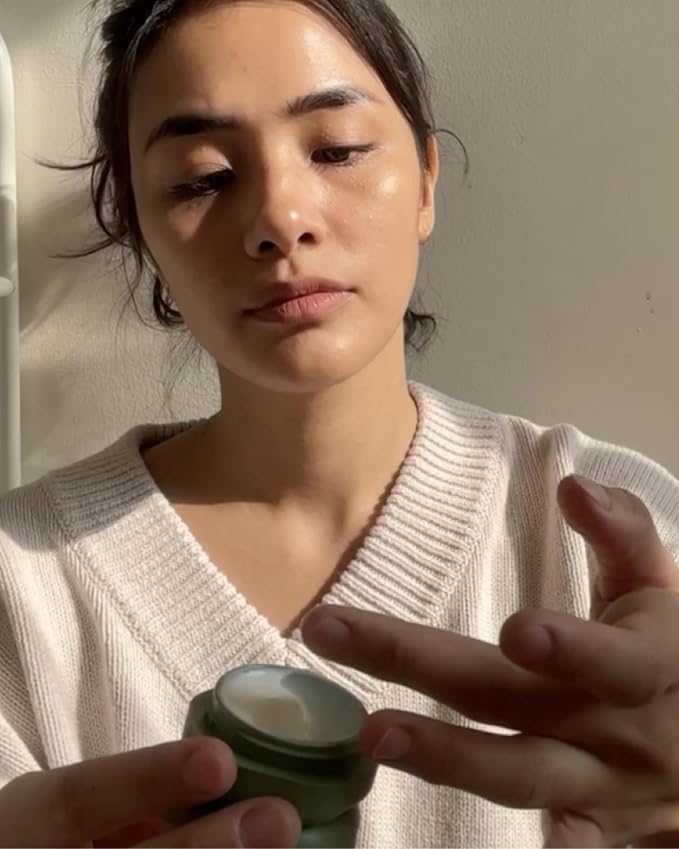 Cadence Travel Containers - Basic Skincare Set - Magnetic Travel Capsules - Facial Cleanser, Moisturizer, Sunscreen - 3 Small Capsules (0.56oz) with Cleanser, Moisturizer & Sun-Icon Label - Pacific