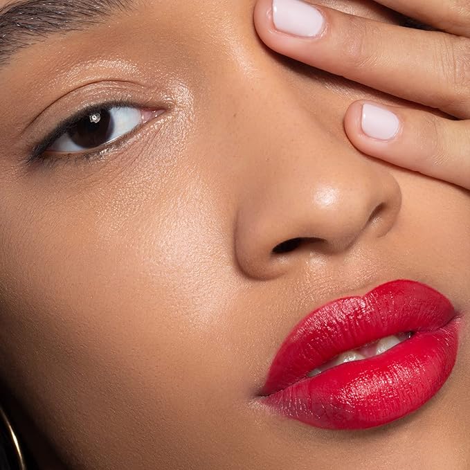 ILIA - Color Block Lipstick | Non-Toxic, Vegan, Cruelty-Free, Hydrating + Long Lasting, No Budge Color with Full Coverage (True Red (Real Red With Cool Undertones), 0.14 oz | 4 g)