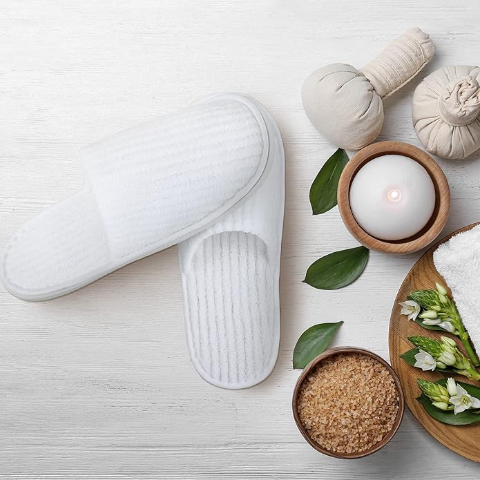 Elcoho 12 Pairs Closed Toe Spa Slippers Reusable Slippers Coral Fleece Washable Disposable Home Slippers for Women Men Guests Hotels House Slippers Housewarming Indoors Bathroom Party Traveling