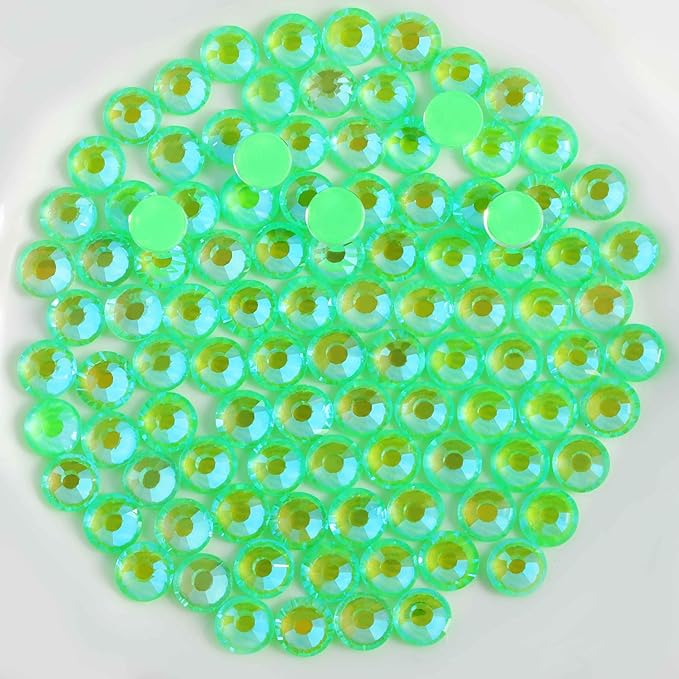 Beadsland 288pcs Flat Back Crystal Rhinestones Round Gems for Nail Art and Craft Glue Fix, Luminous Green, SS30, 6.3-6.5mm